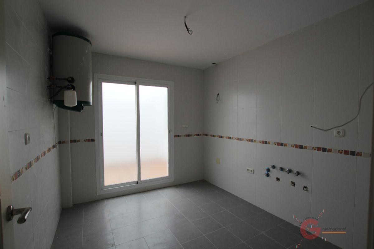 For sale of flat in Salobreña