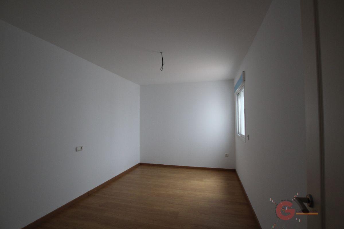 For sale of flat in Salobreña