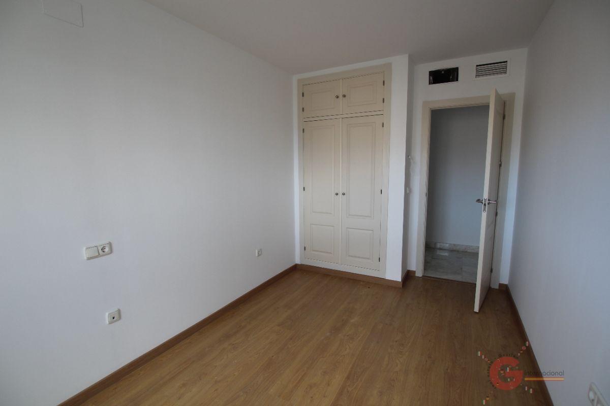 For sale of flat in Salobreña