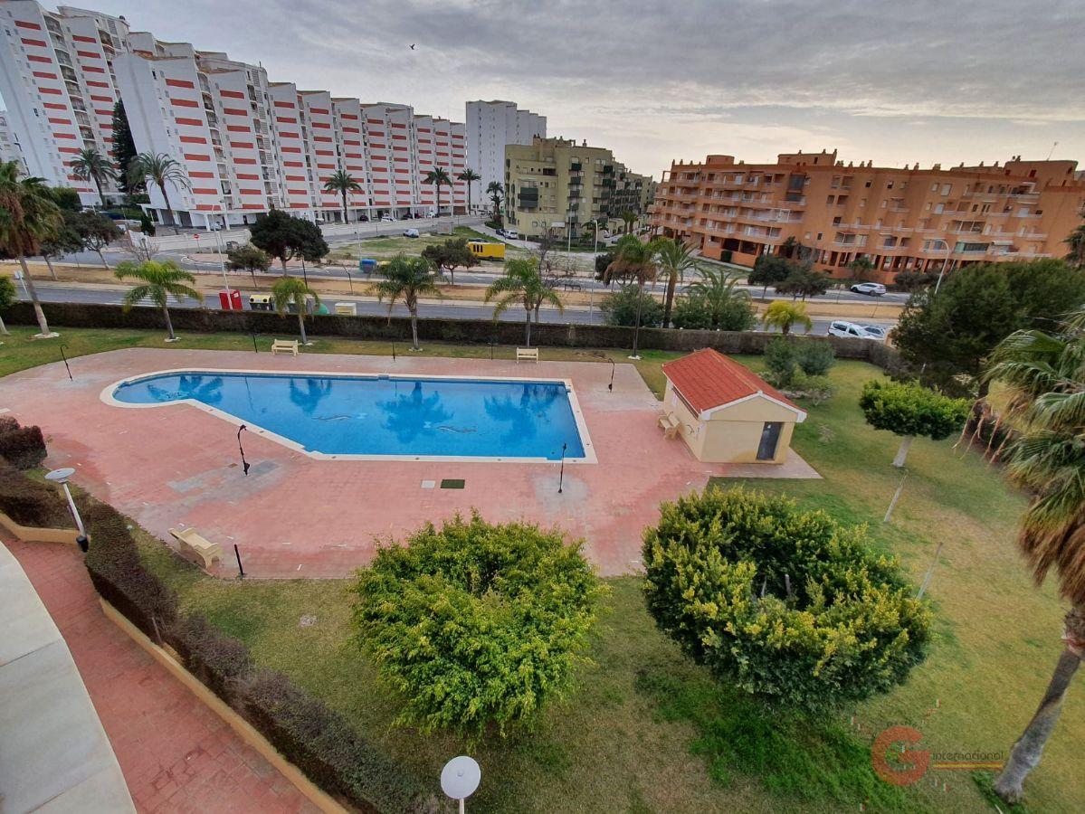 For sale of flat in Salobreña