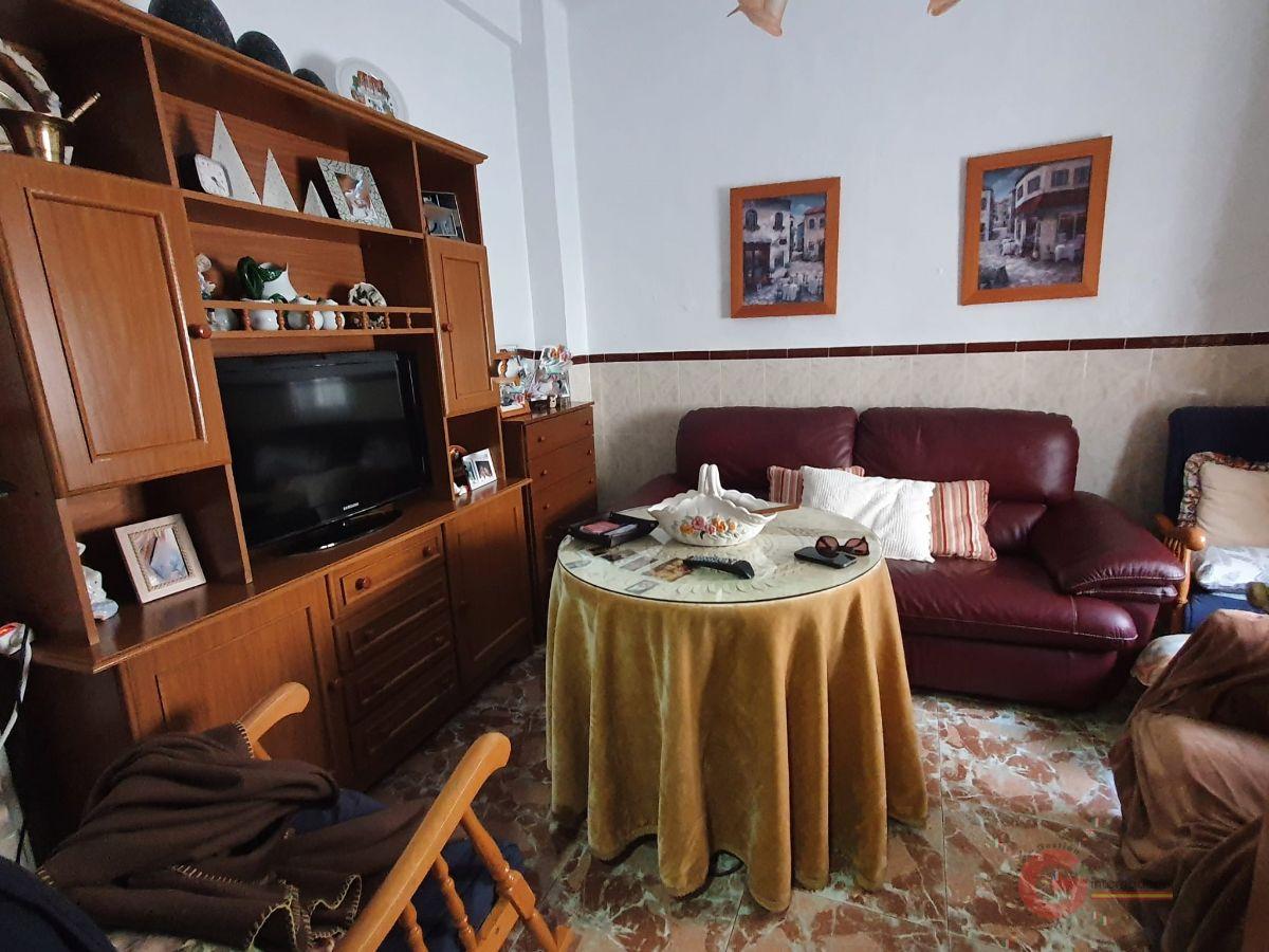 For sale of house in Salobreña