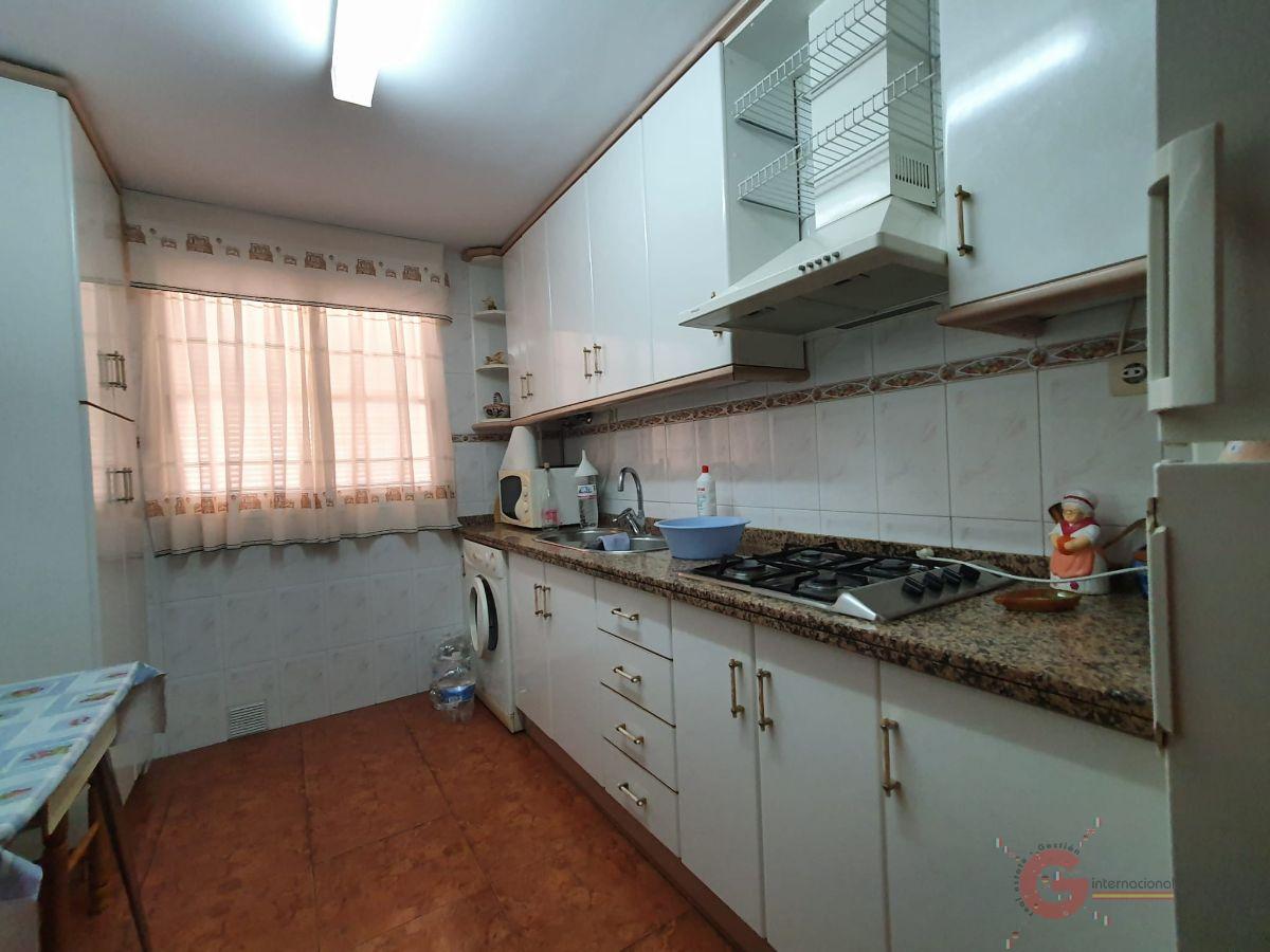 For sale of flat in Salobreña