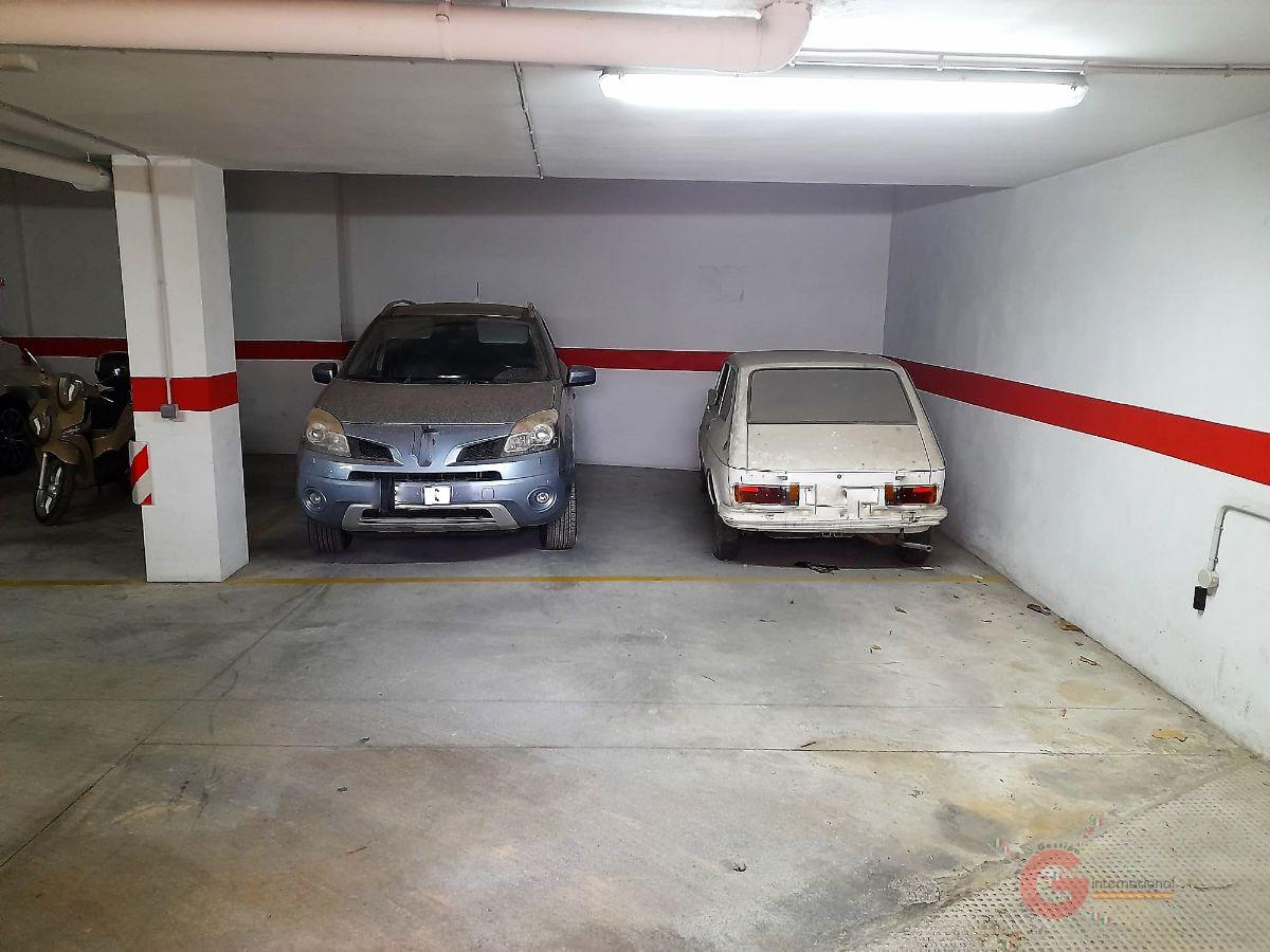 For sale of garage in Motril