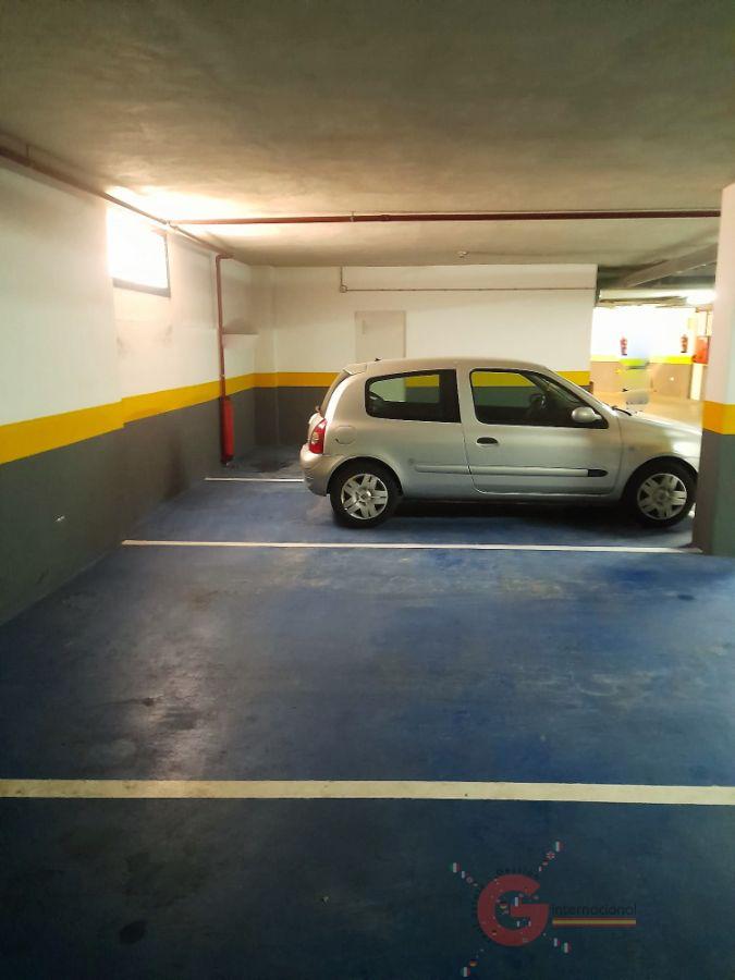 For sale of garage in Motril