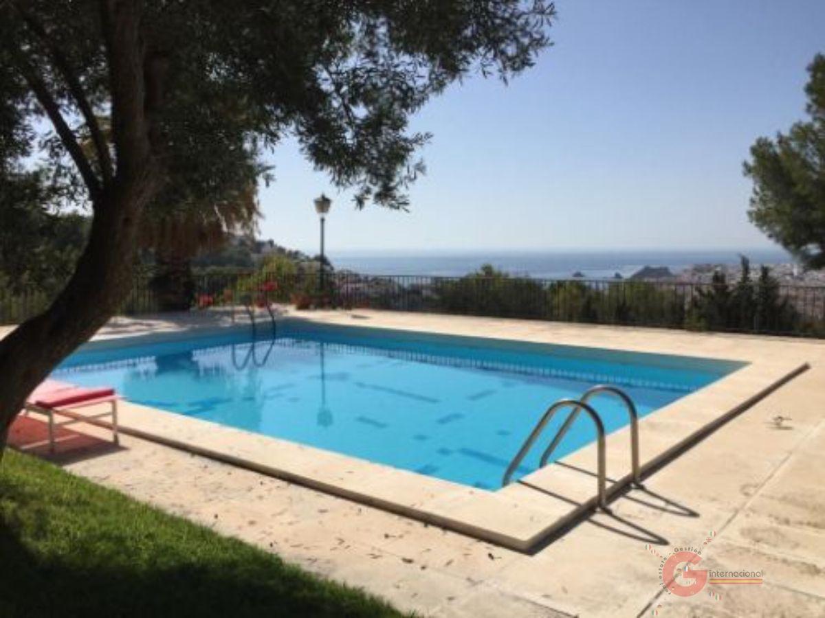 Venta de villa en Almuñécar