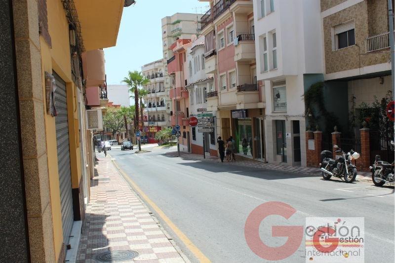 Venta de local comercial en Motril