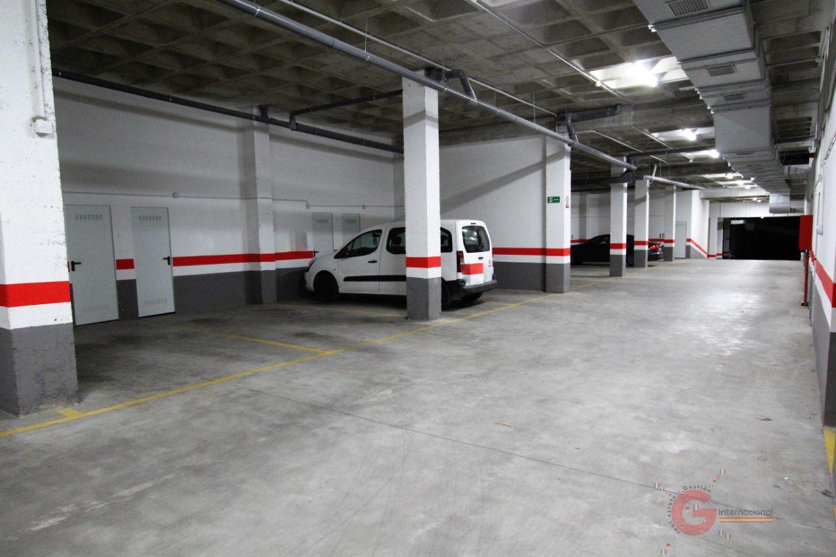 For sale of garage in Motril