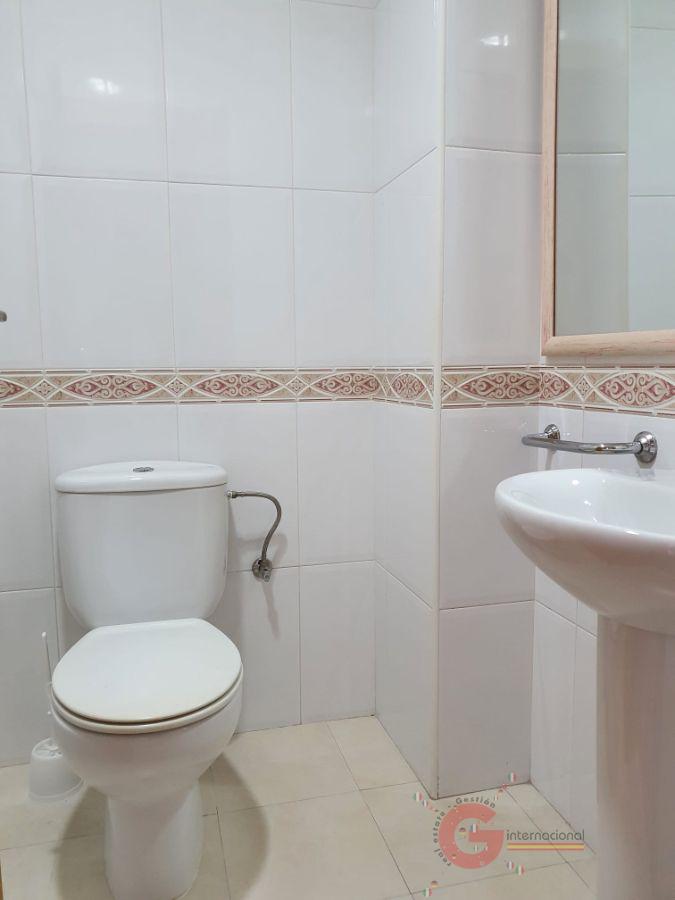 For sale of flat in Salobreña