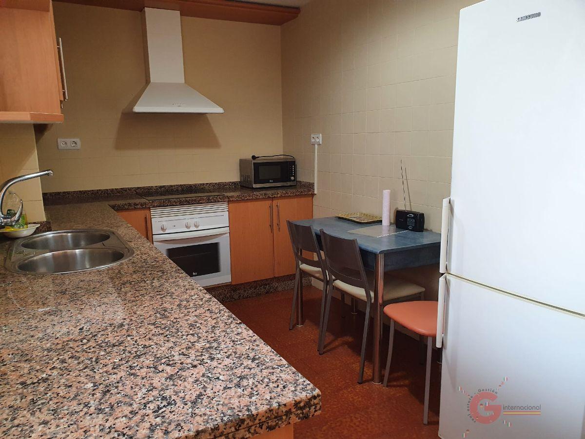 For sale of flat in Salobreña