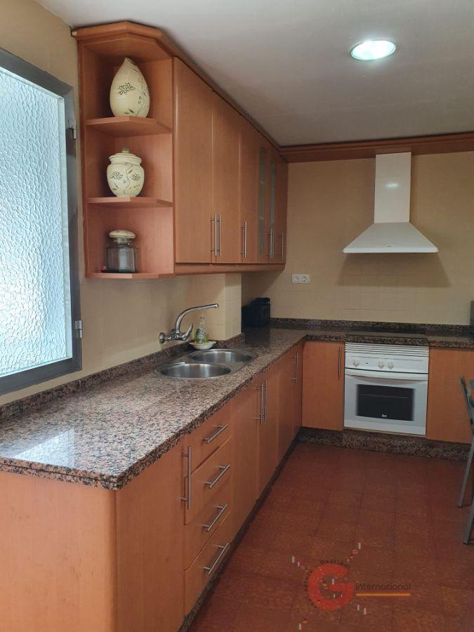 For sale of flat in Salobreña