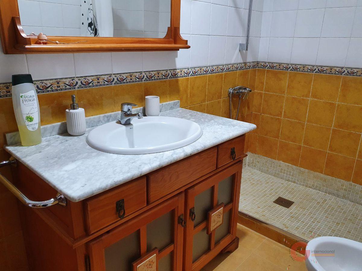 For sale of flat in Salobreña