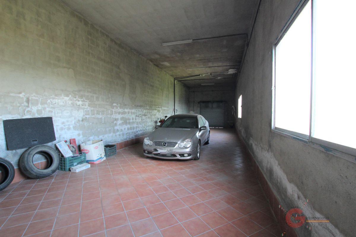 For sale of villa in Salobreña
