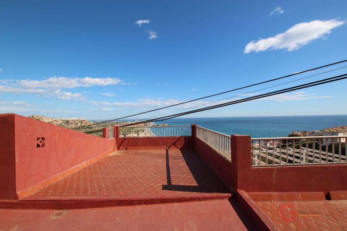 For sale of villa in Salobreña
