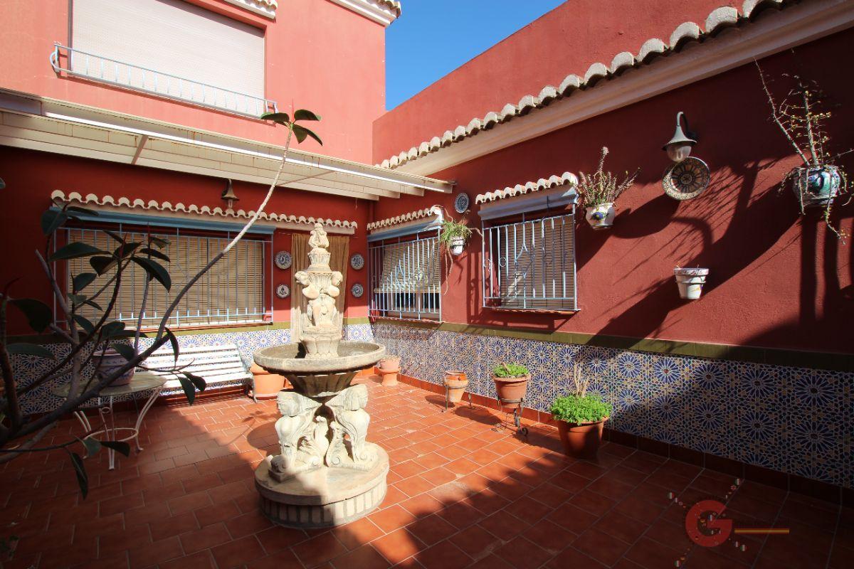 Venta de villa en Salobreña