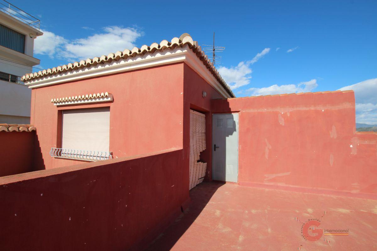 Venta de villa en Salobreña