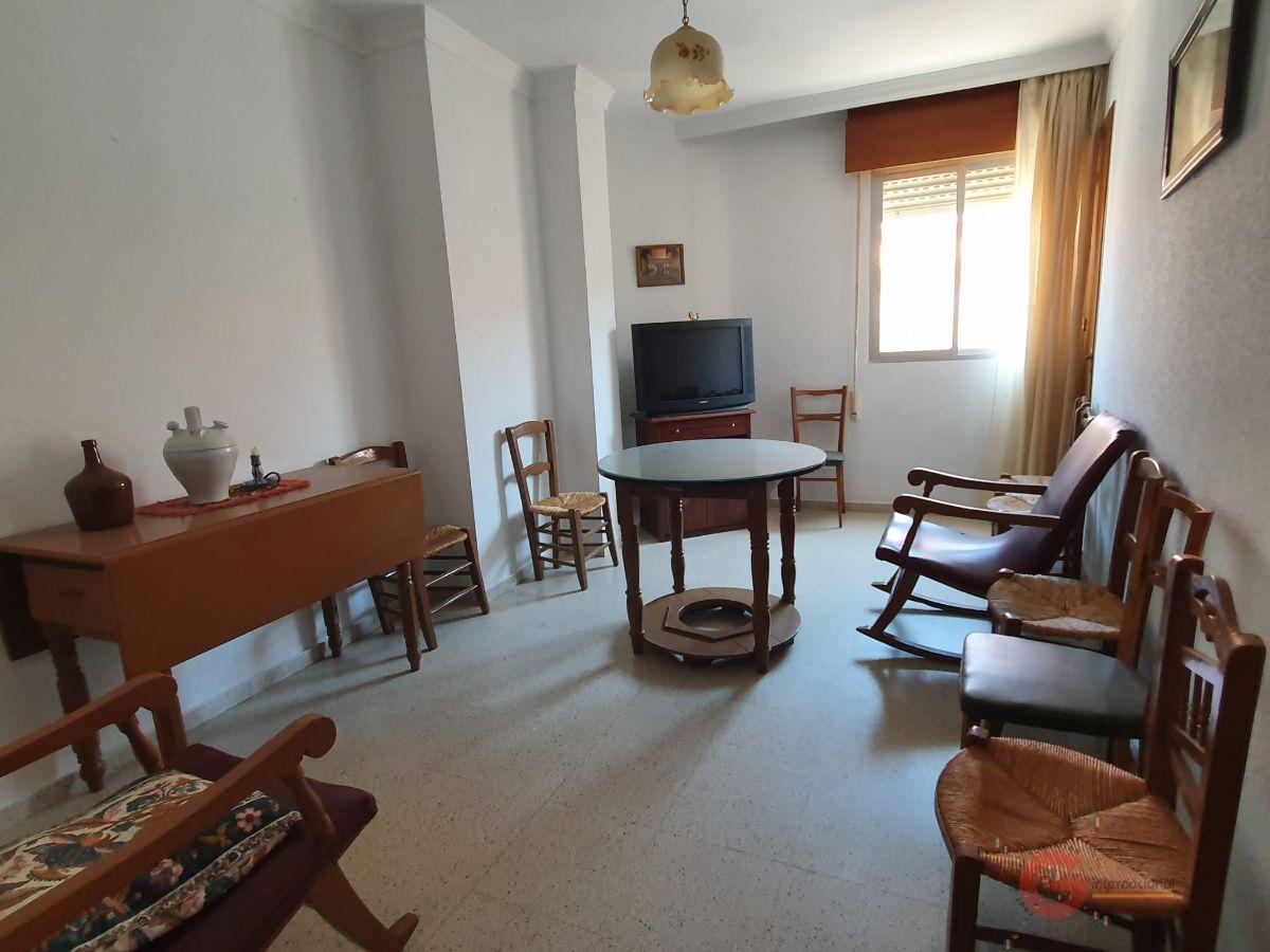 For sale of flat in Molvízar