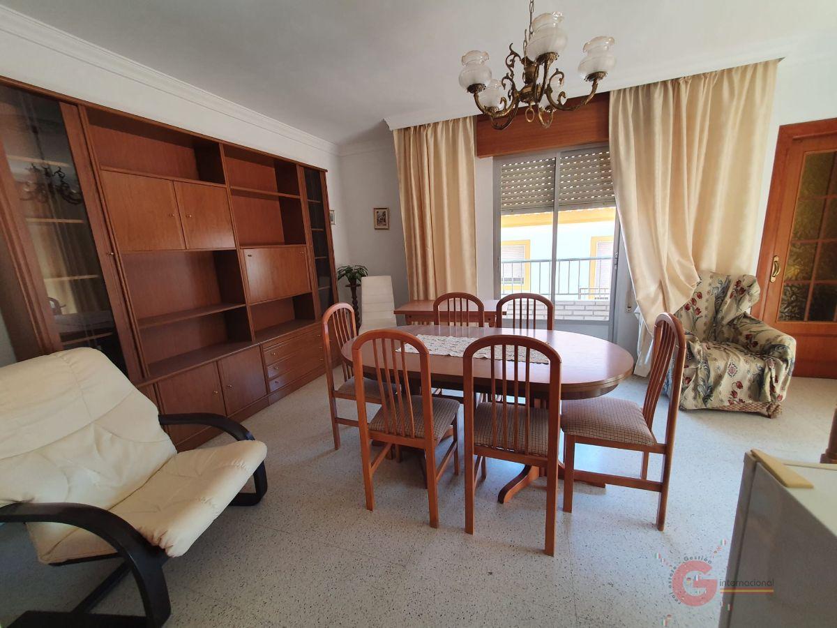 For sale of flat in Molvízar