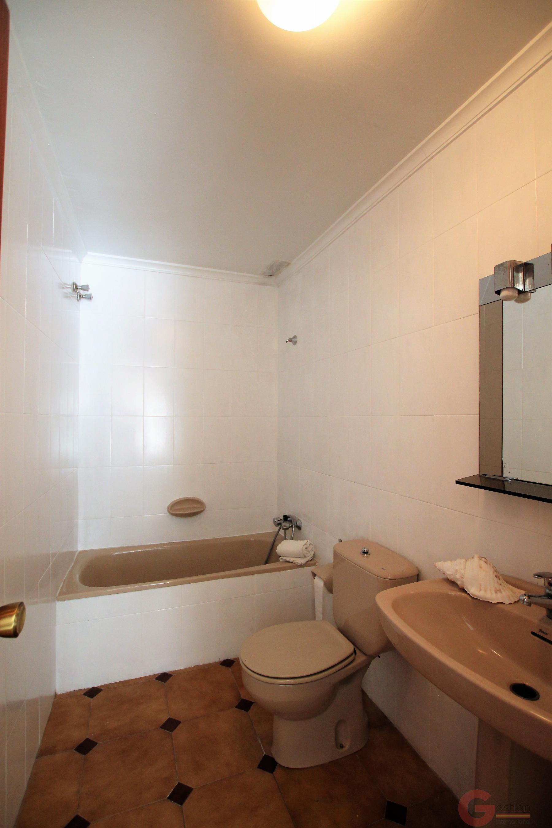 Venta de hotel en Salobreña