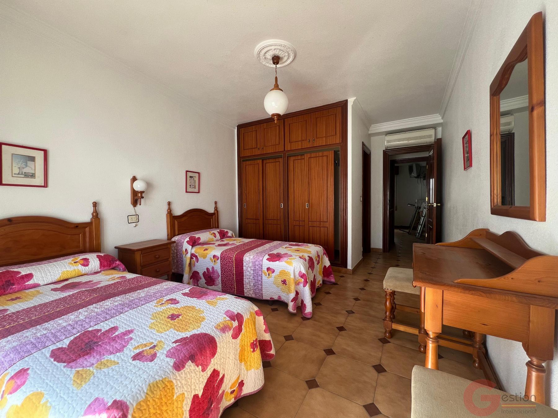 Venta de hotel en Salobreña