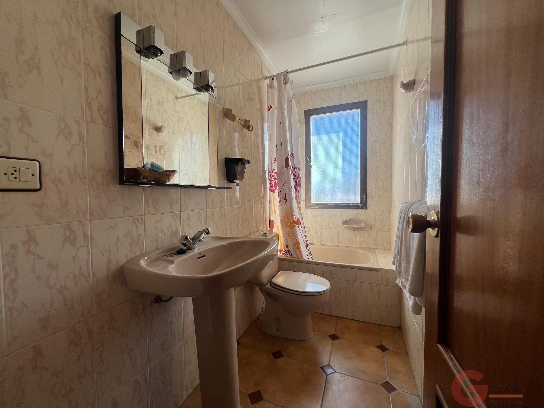 Venta de hotel en Salobreña