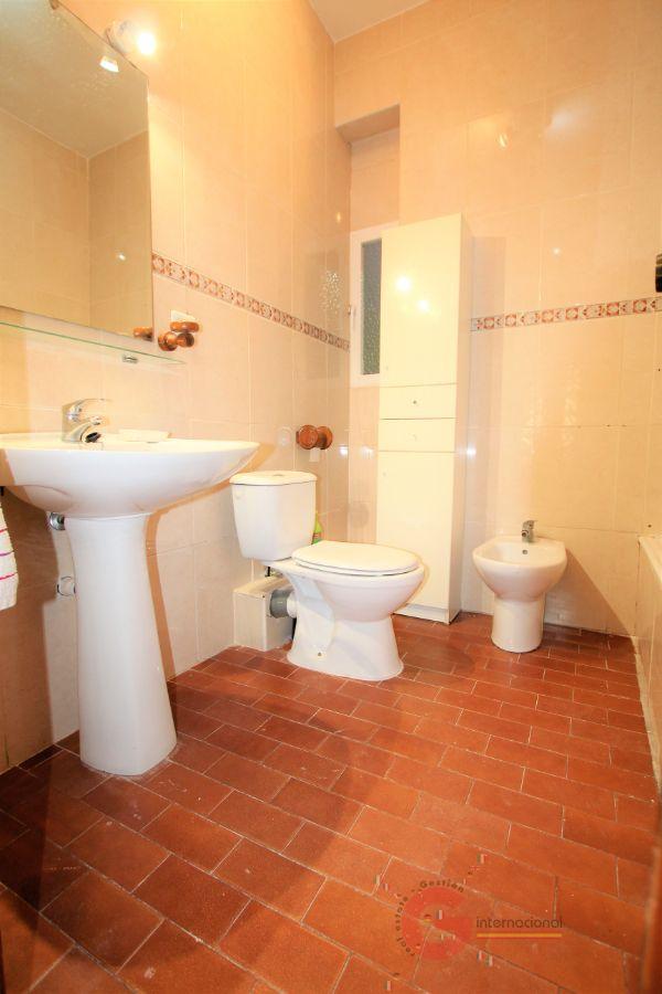 For sale of flat in Motril