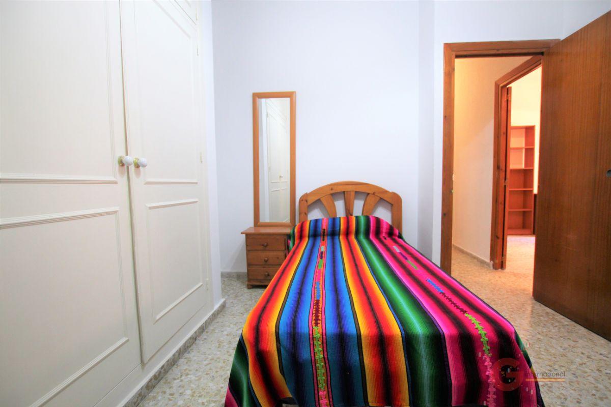 For sale of flat in Motril