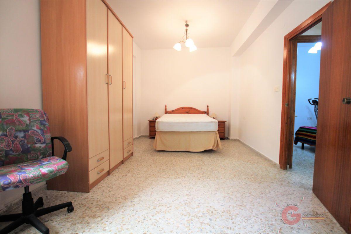 For sale of flat in Motril