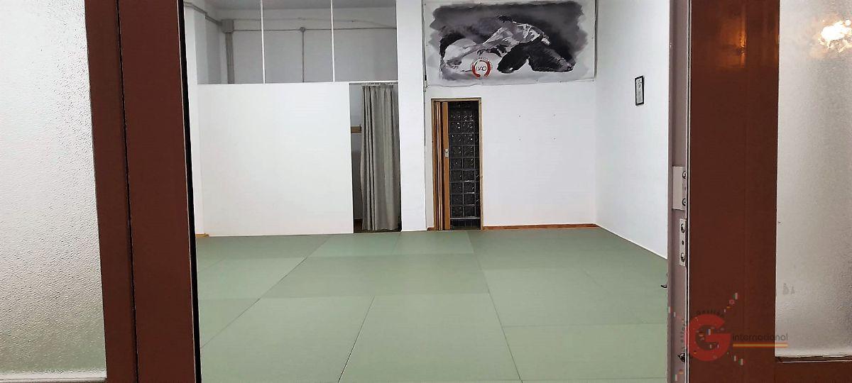 For sale of commercial in Motril