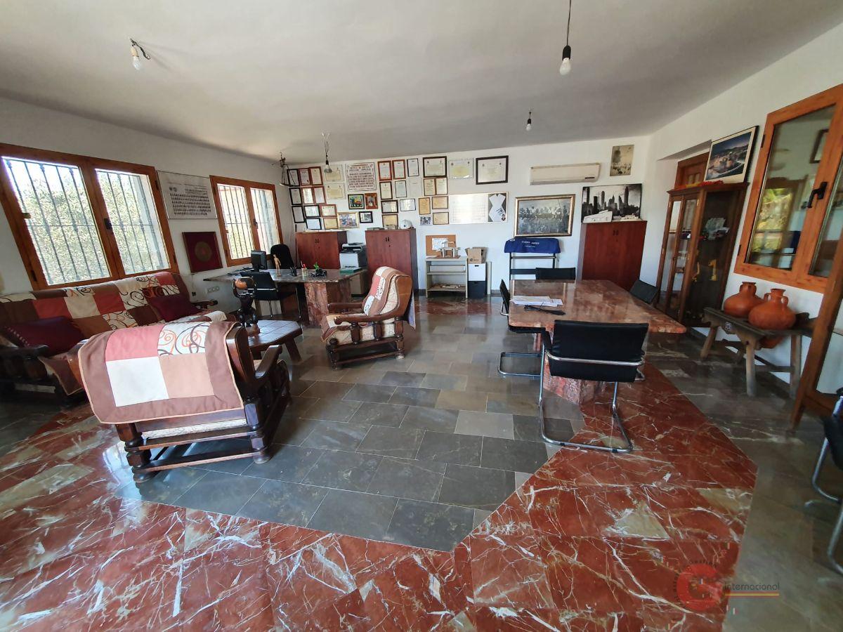 For sale of rural property in Baza