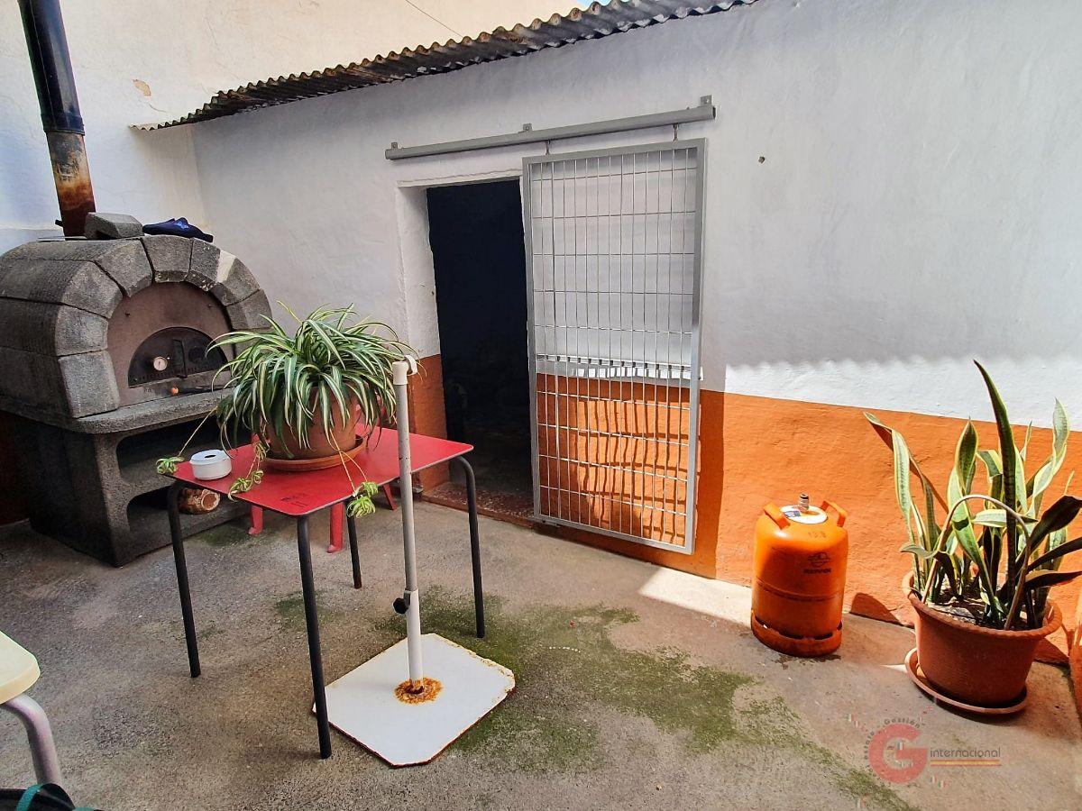 For sale of house in Carchuna