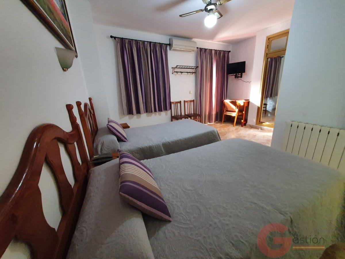 Venta de hotel en Cortes y Graena Venta de hotel en Cortes y Graena