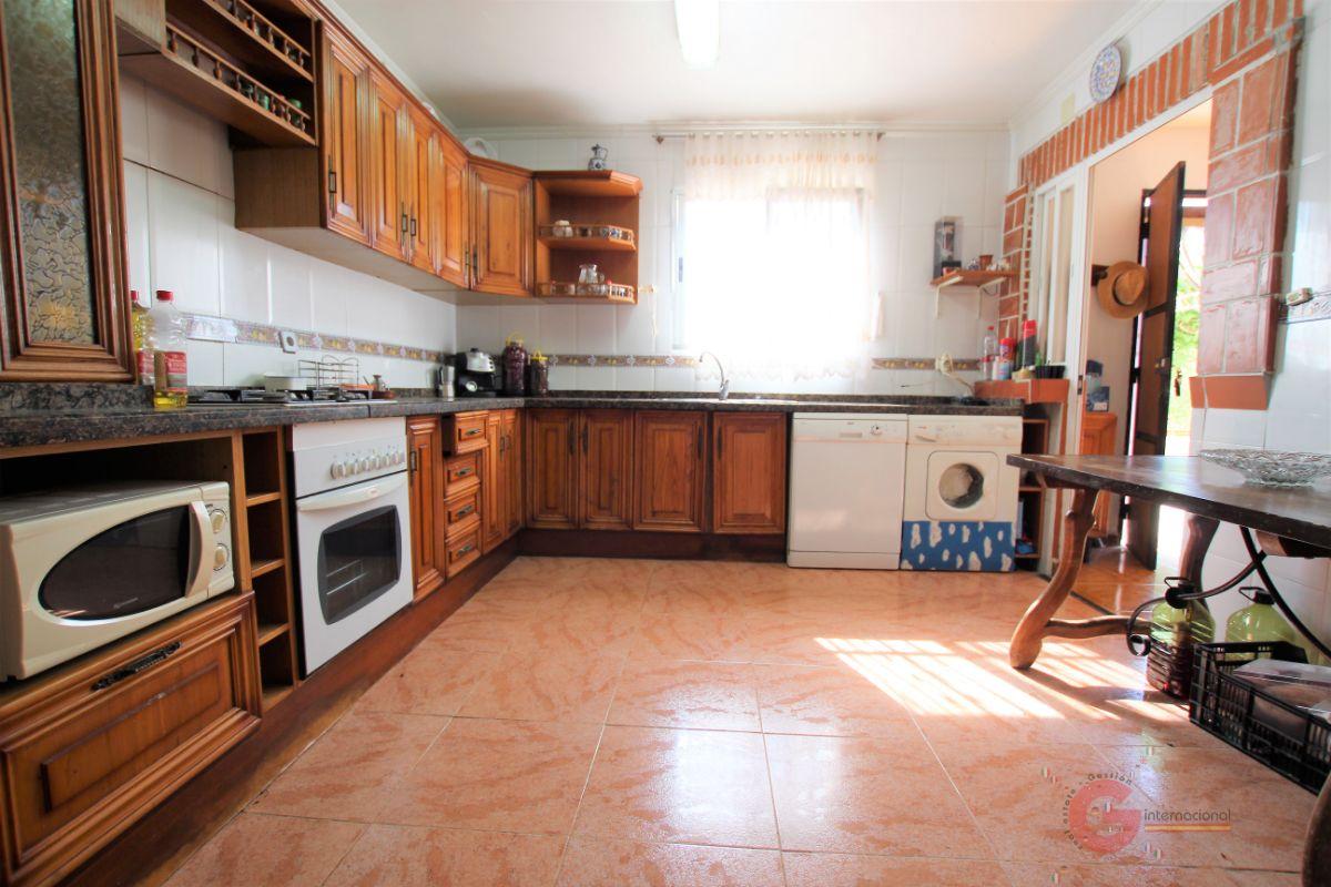 For sale of rural property in Motril