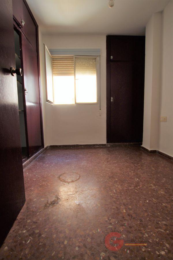 For sale of flat in Motril