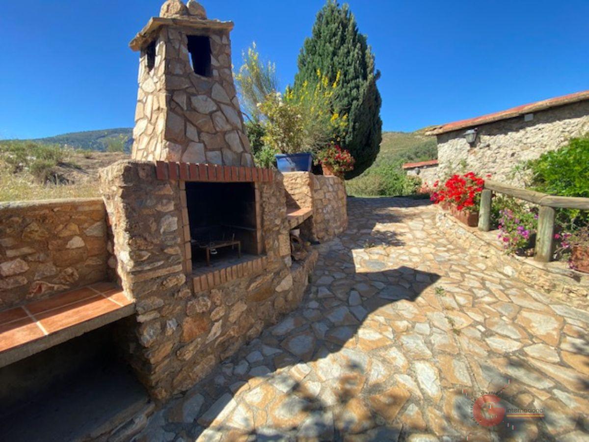 Venta de finca rústica en Lanjarón Venta de finca rústica en Lanjarón