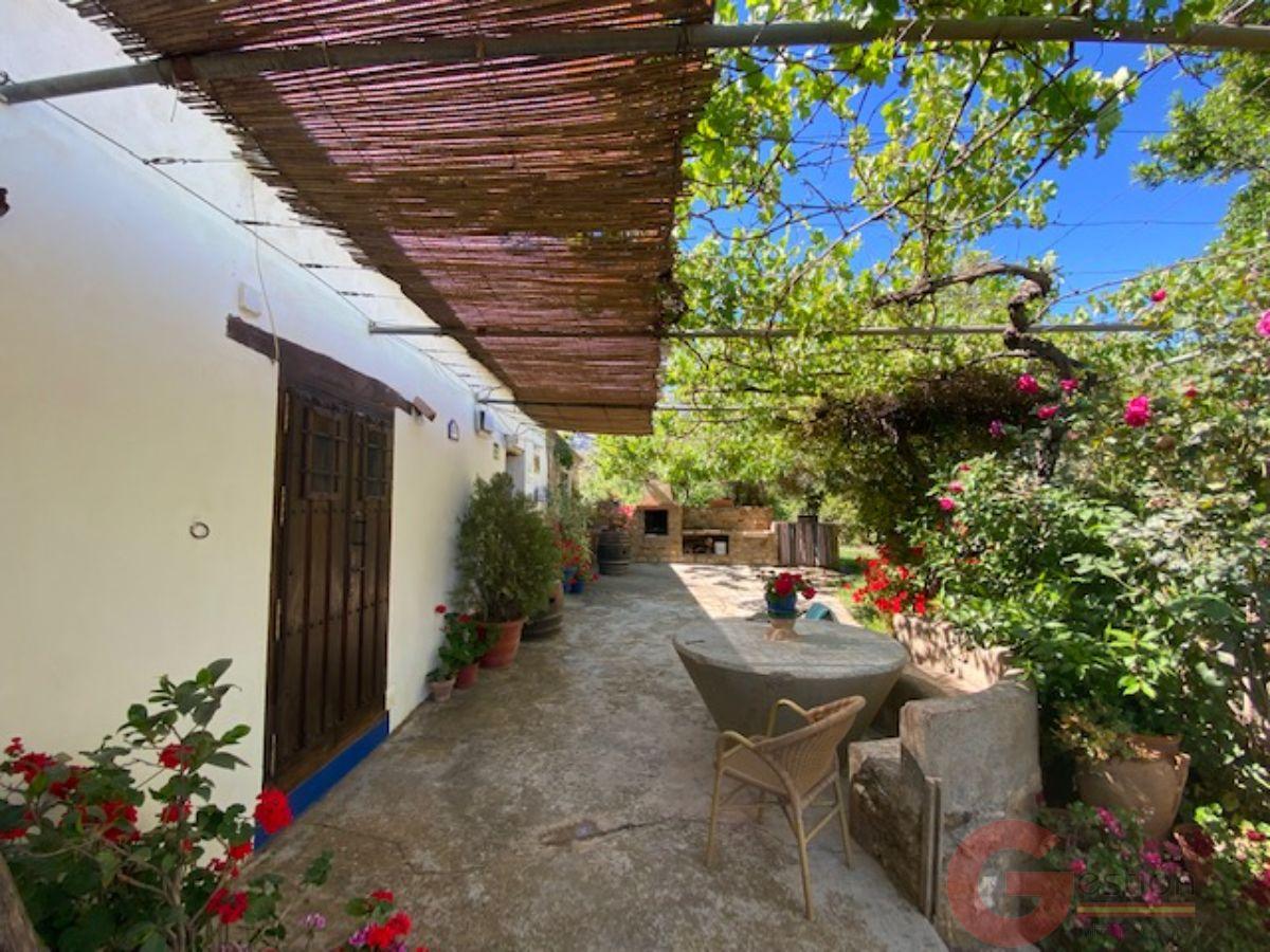 Venta de finca rústica en Lanjarón Venta de finca rústica en Lanjarón