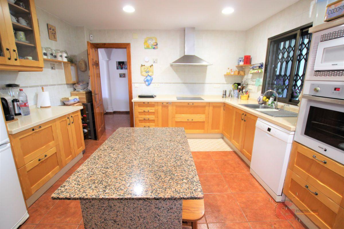For sale of rural property in Motril