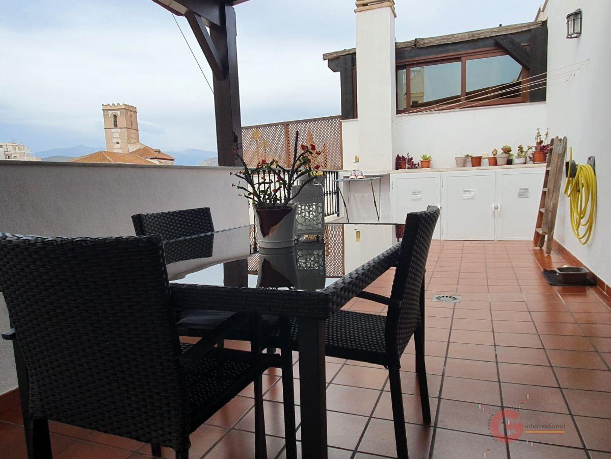 For sale of house in Salobreña