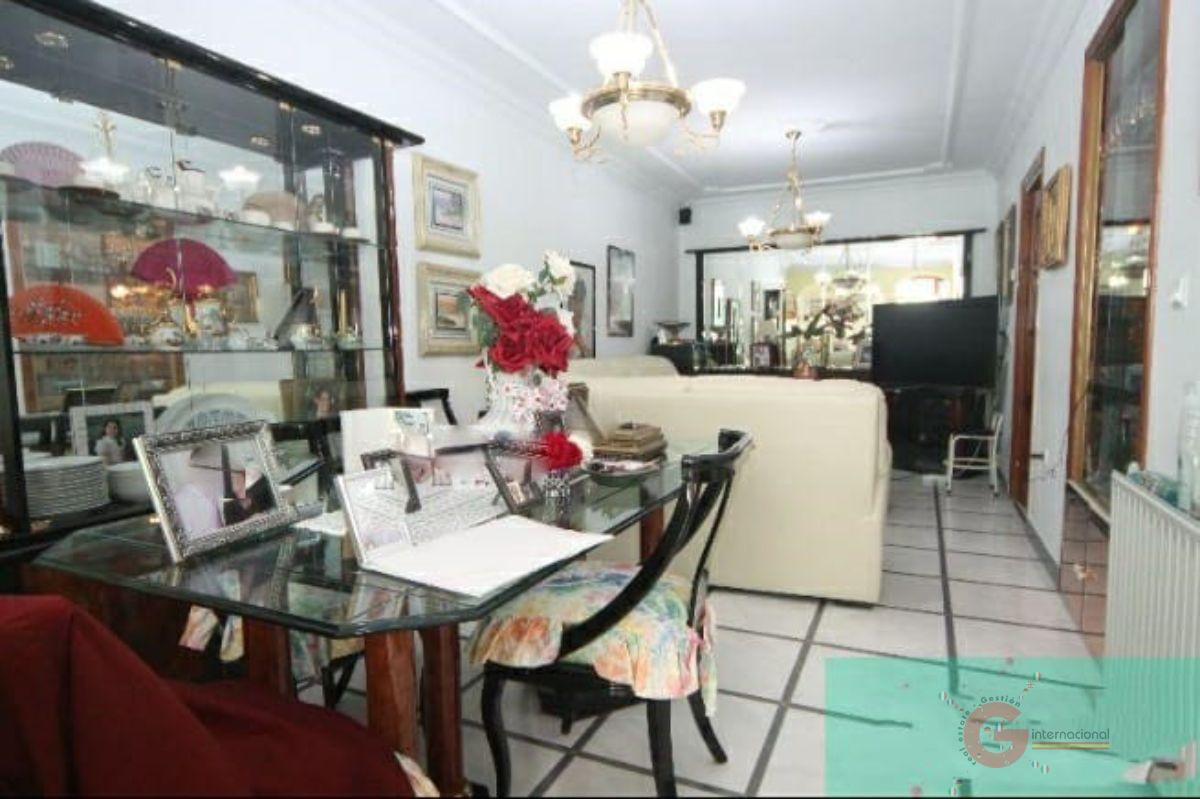 Venta de casa en Lobres