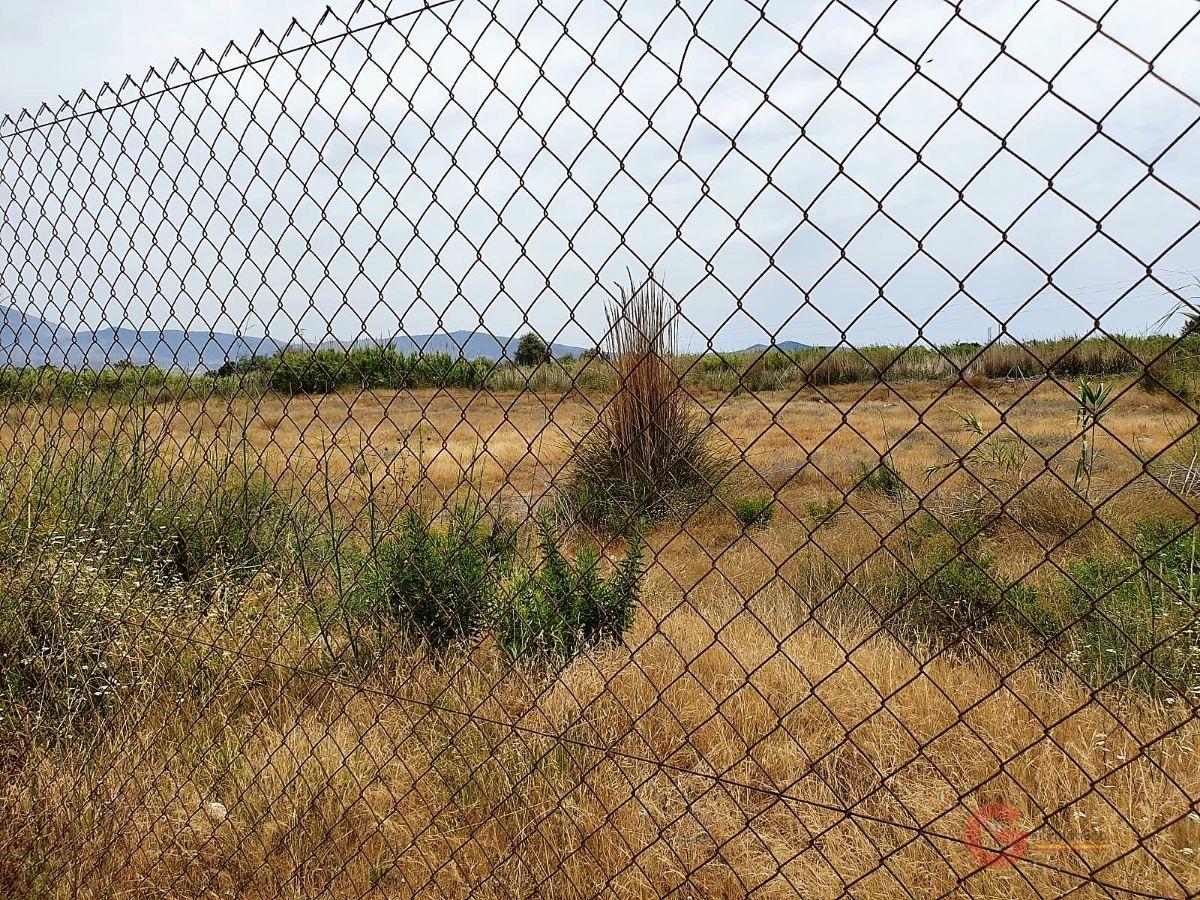 For sale of land in Salobreña