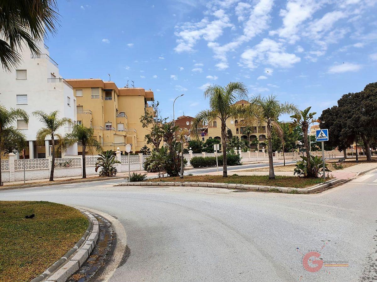 For sale of land in Salobreña