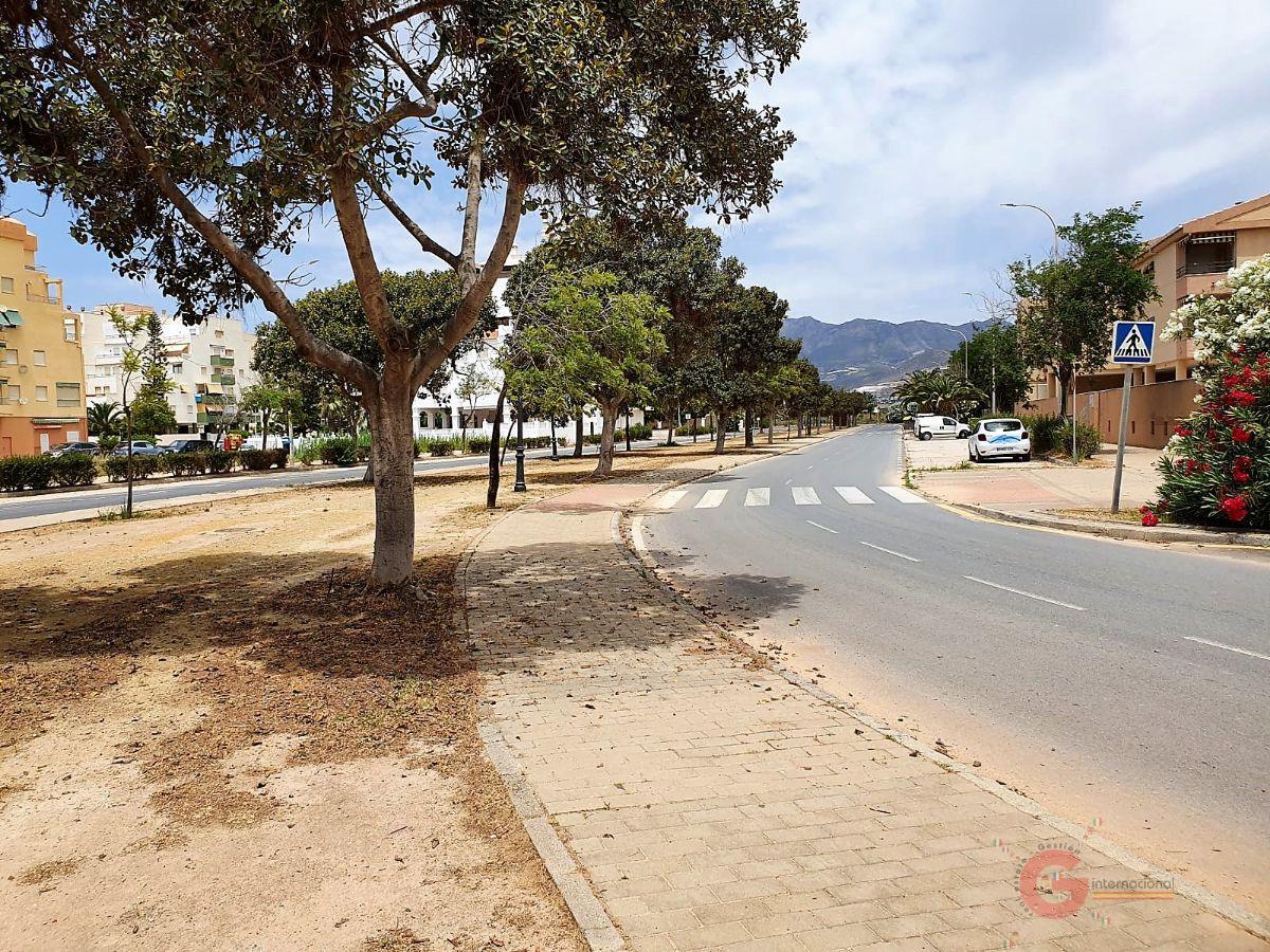 For sale of land in Salobreña