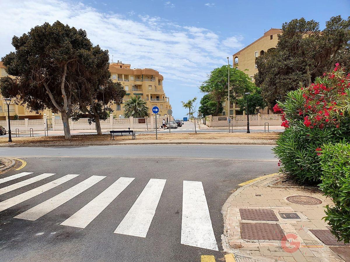 For sale of land in Salobreña