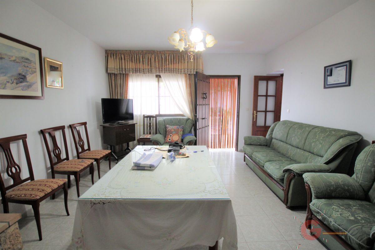 For sale of house in Carchuna