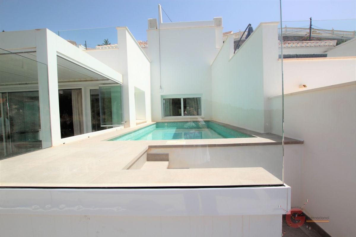 For sale of house in La Herradura