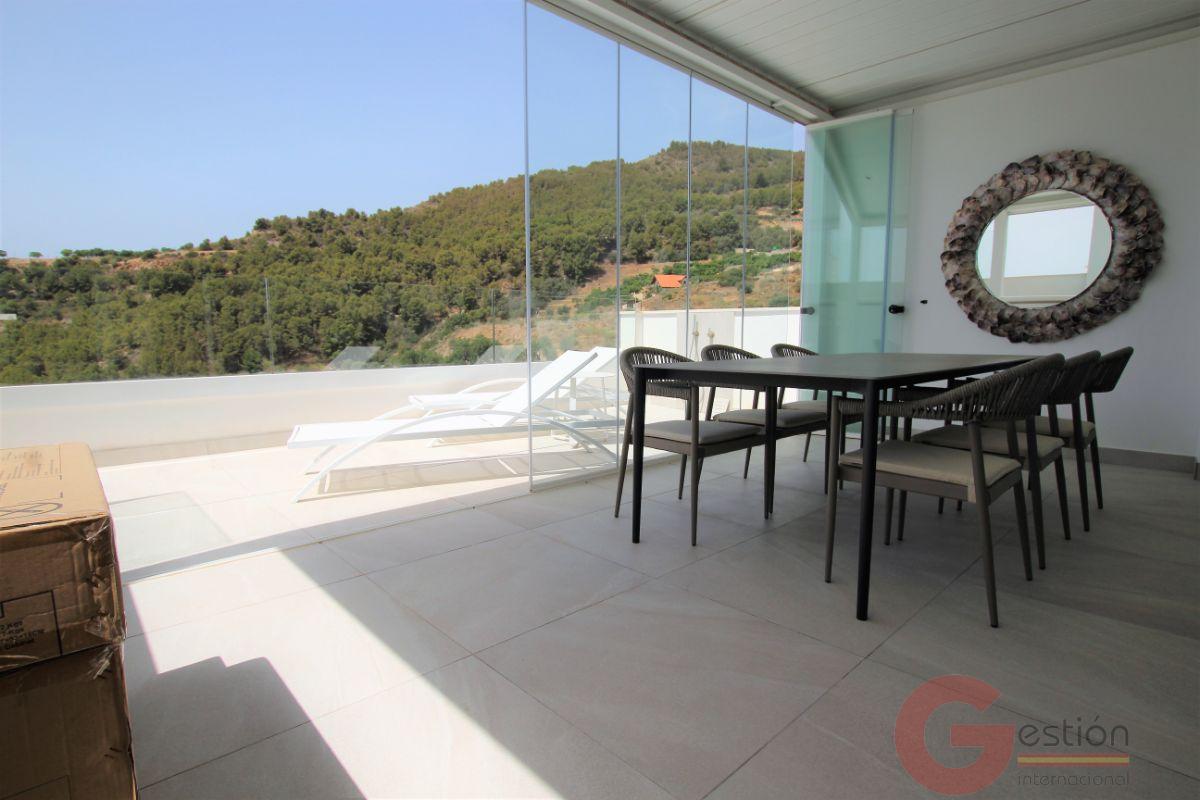 For sale of flat in La Herradura