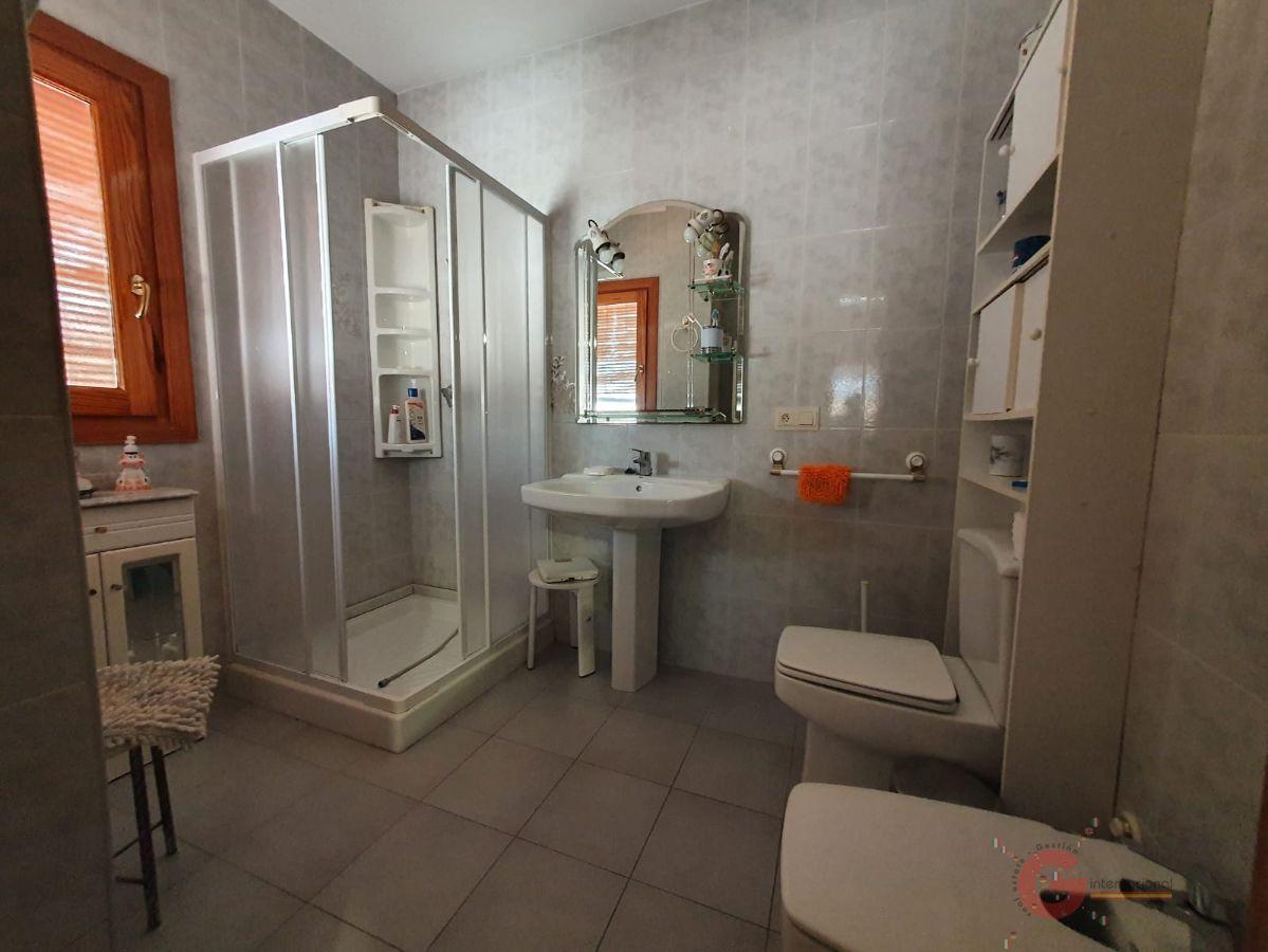 For sale of house in Órgiva