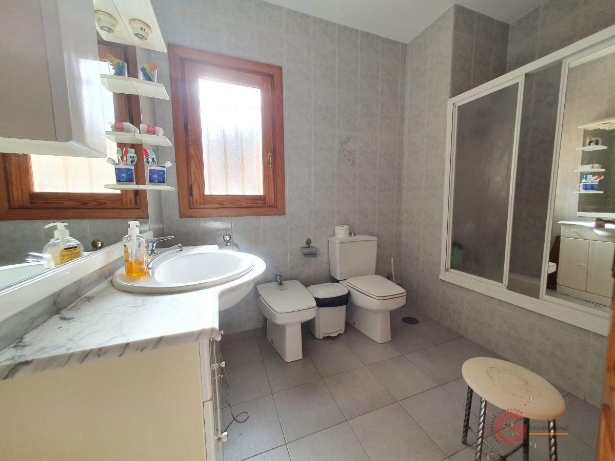 For sale of house in Órgiva