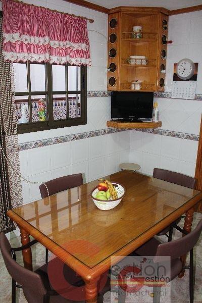 For sale of house in Salobreña