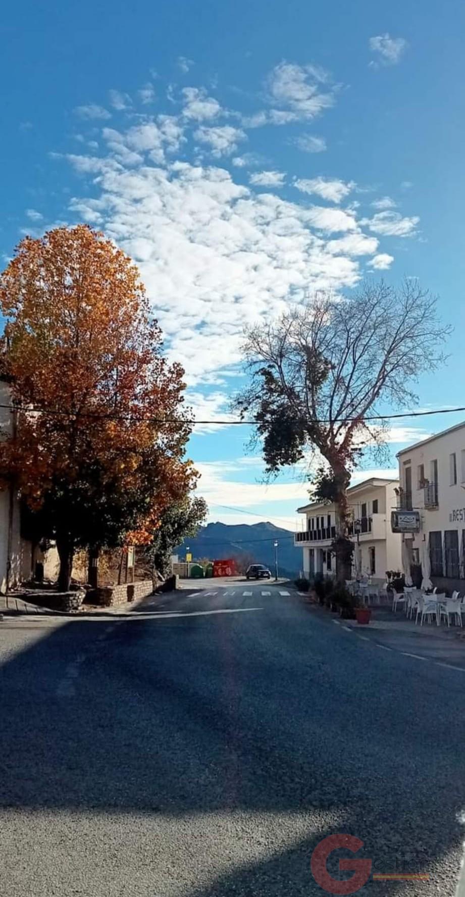 Venta de edificio en Pitres