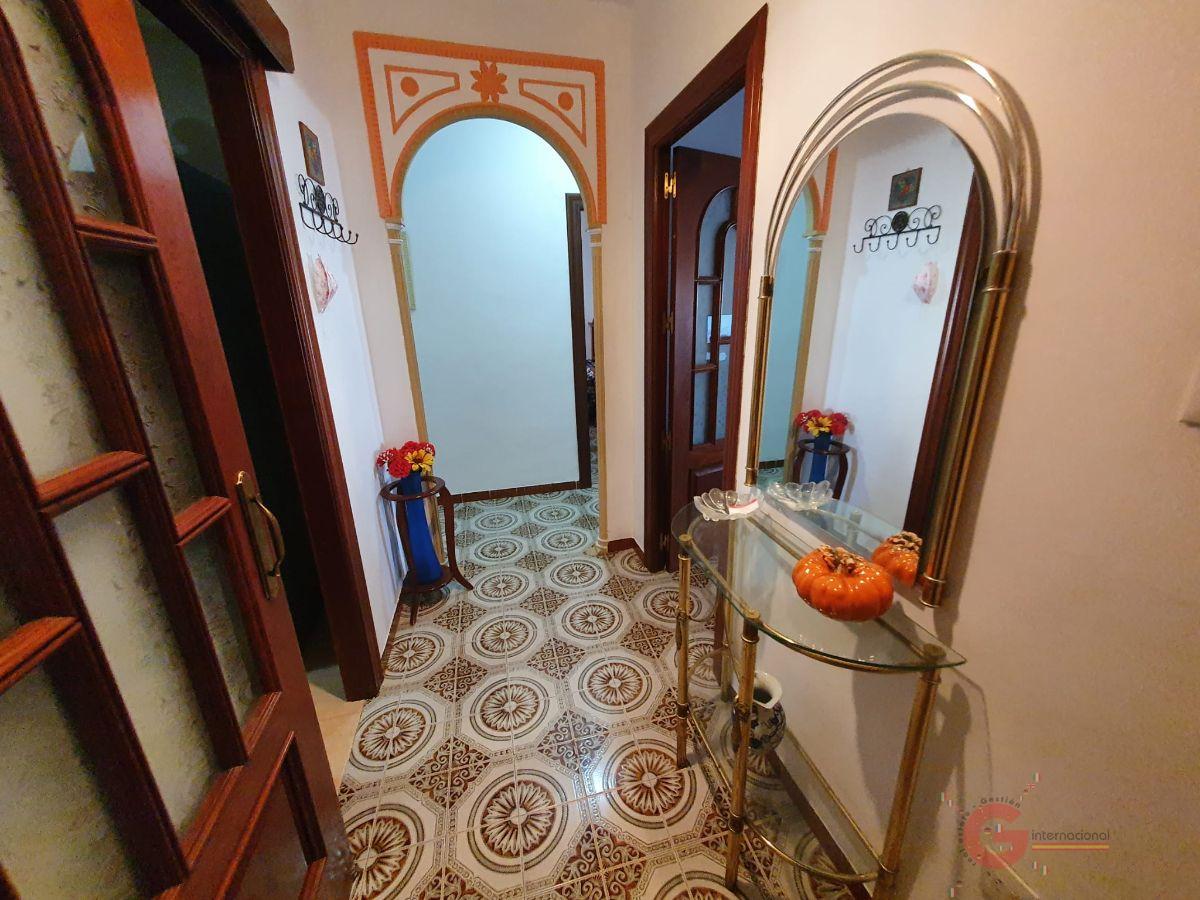 For sale of flat in Salobreña